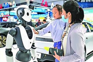 太阳报：前曼联CEO伍德沃德找到新工作，在一家人工智能公司任职